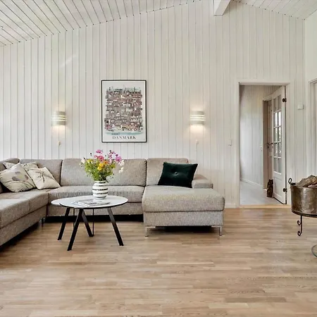 30593-odder-tvaeragervej-15 *