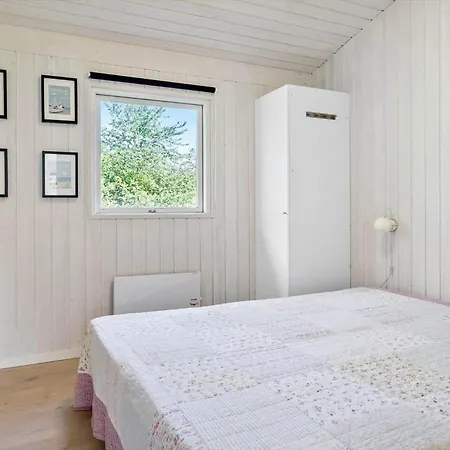 30593-odder-tvaeragervej-15 *